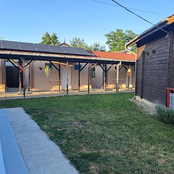 Baráthi Mini Kemping és Apartmanok kép