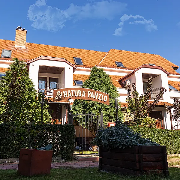 Natura Panzió